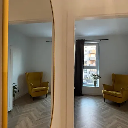 Apartament 22 *