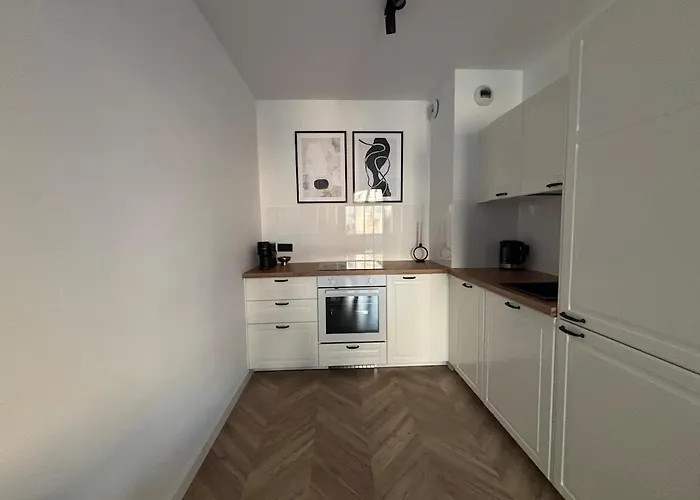 Apartament 22 *